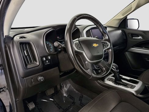 Used 2022 Chevrolet Colorado LT w/ LT Convenience Package RWD image 11