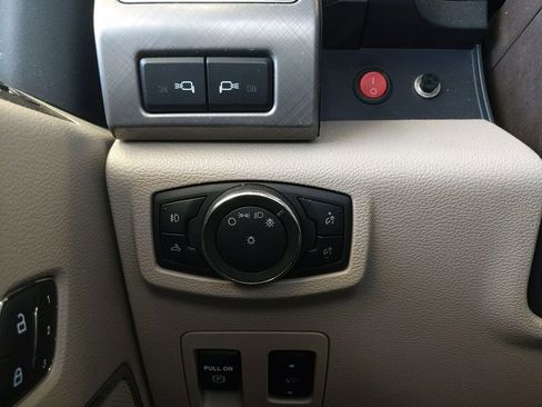 Used 2019 Ford F150 Limited w/ Trailer Tow Package AWD/4WD image 23