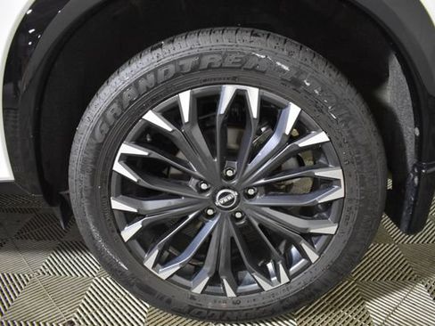 Certified 2026 Nissan Rogue Platinum w/ Platinum Premium Package AWD/4WD image 48