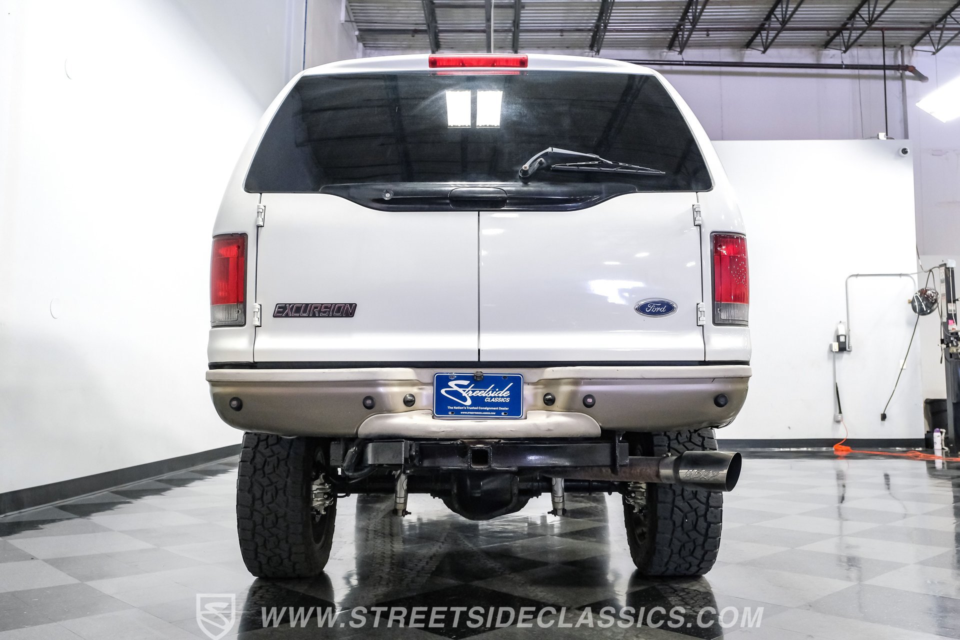 Used 2004 Ford Excursion Eddie Bauer AWD/4WD image 32
