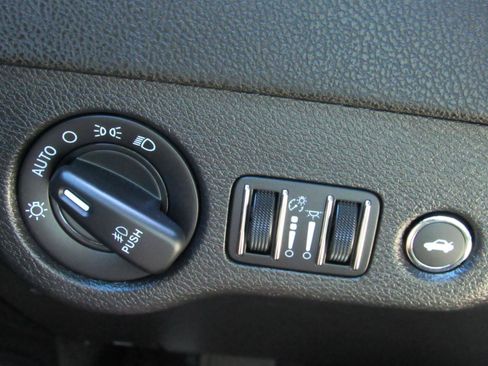 Used 2023 Dodge Charger SXT w/ Blacktop Special Edition AWD/4WD image 18
