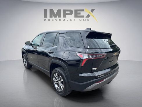 Used 2026 Chevrolet Equinox LT FWD image 3