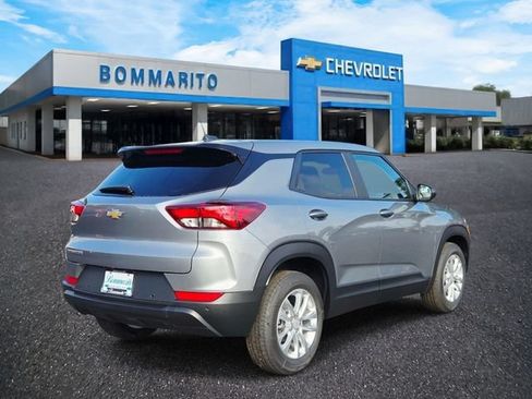 New 2026 Chevrolet TrailBlazer LS w/ LS Convenience Package FWD image 5
