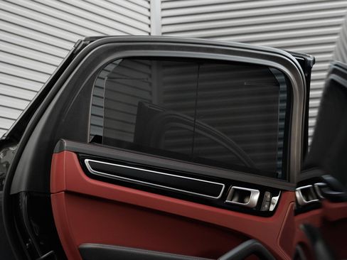 Certified 2022 Porsche Cayenne GTS AWD/4WD image 26