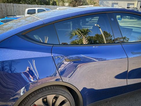 Used 2021 Tesla Model Y Performance image 15