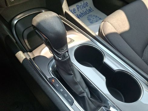 Used 2024 Chevrolet Malibu LT FWD image 15