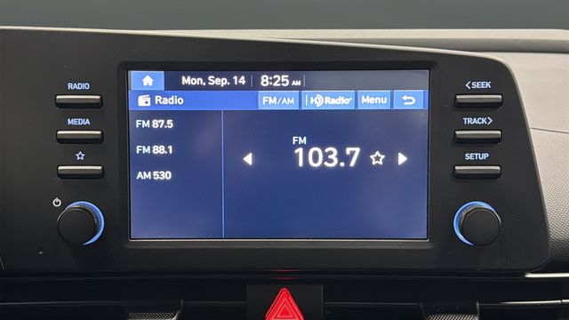 Used 2025 Hyundai Elantra Sport w/ Cargo Package FWD image 14