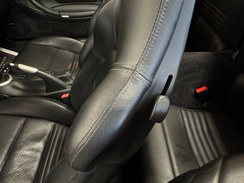 Used 2003 Porsche 911 Carrera 4 AWD/4WD image 31