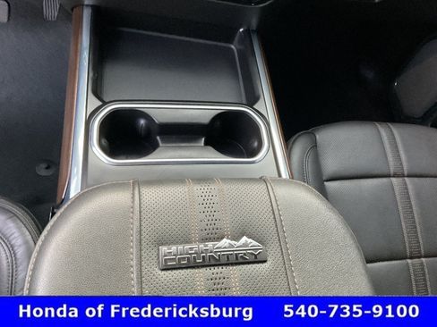 Used 2024 Chevrolet Silverado 2500 High Country w/ Midnight Edition AWD/4WD image 36