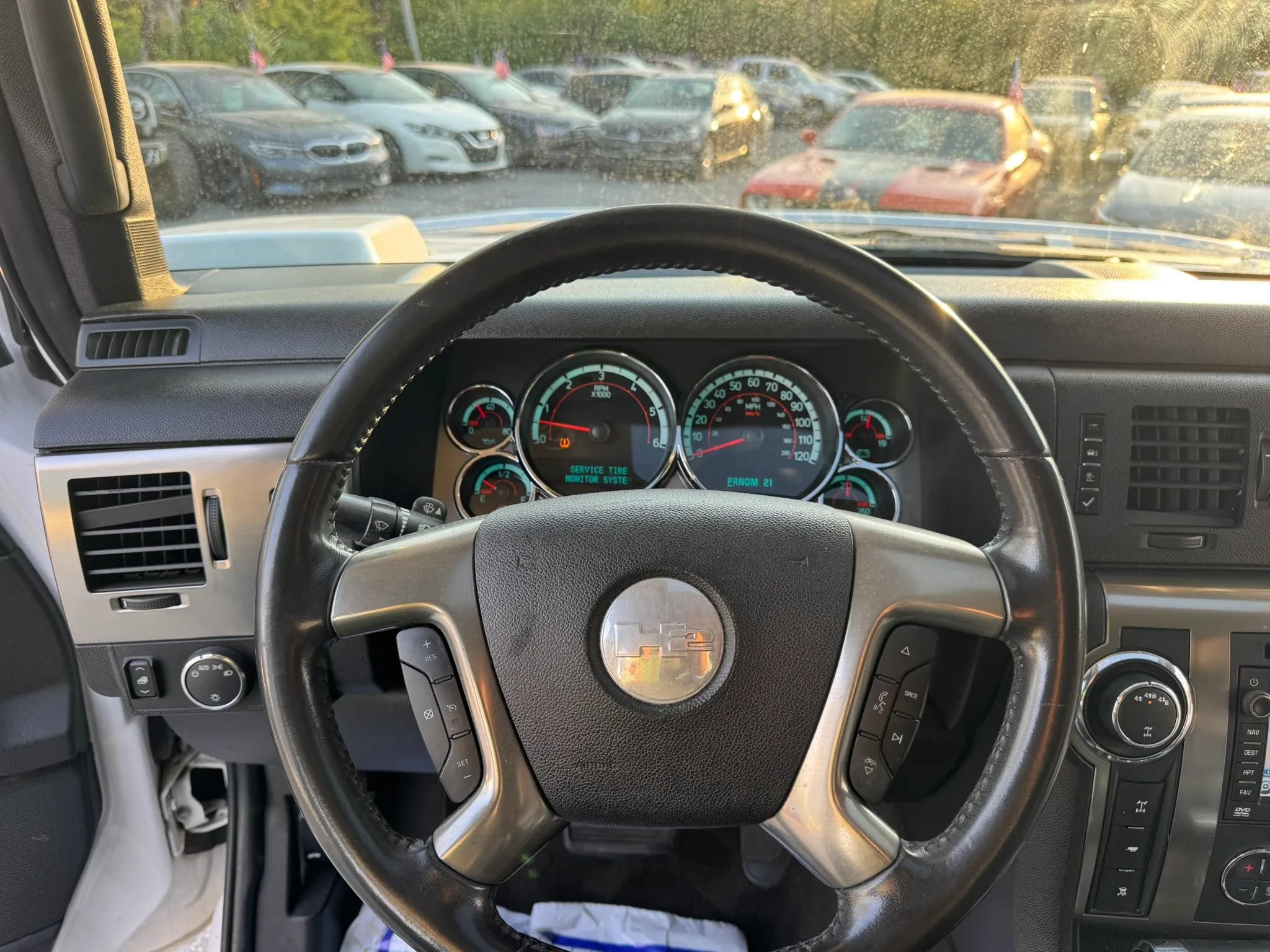 Used 2009 HUMMER H2 Luxury AWD/4WD image 28