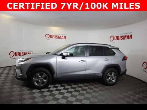 Used 2024 Toyota RAV4 XLE FWD image 7