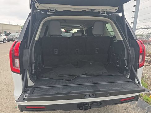 Used 2025 Ford Expedition Active AWD/4WD image 16