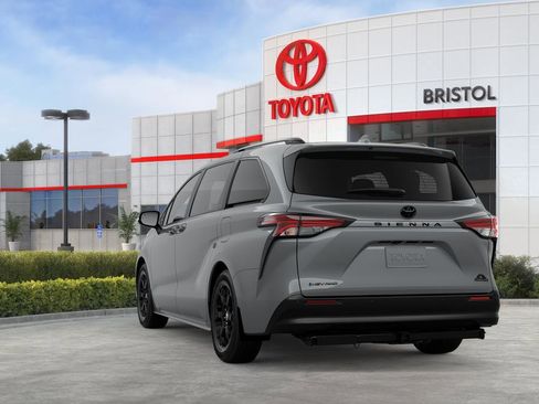 New 2026 Toyota Sienna XLE Woodland Edition AWD/4WD image 27