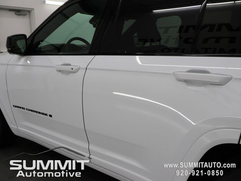 New 2026 Jeep Grand Cherokee Summit image 36