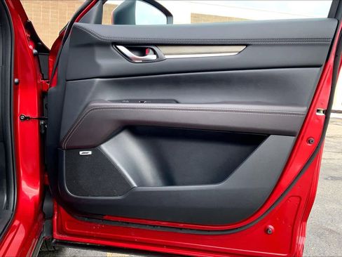 Used 2025 MAZDA CX-5 Signature image 23