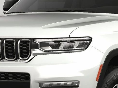New 2025 Jeep Grand Cherokee L Limited w/ MOPAR Finishing Package image 13
