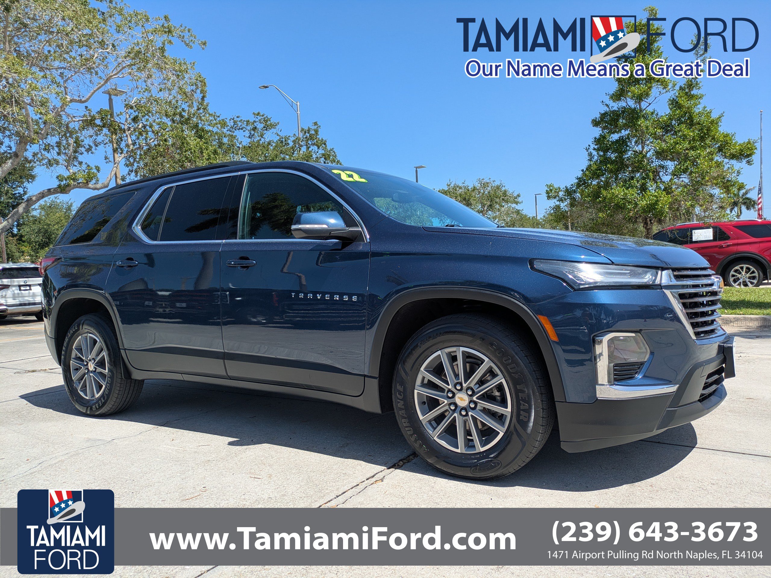 Used 2022 Chevrolet Traverse LT w/ LPO, Floor Liner Package AWD/4WD image 1