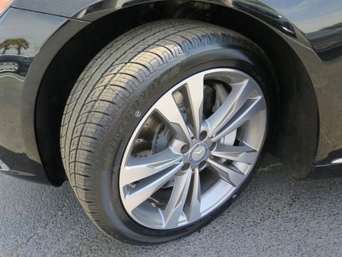 Used 2015 Mercedes-Benz S 550 4MATIC Sedan image 18