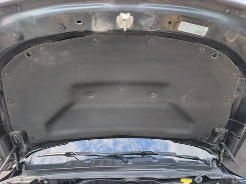 Used 2023 RAM 1500 Limited AWD/4WD image 12