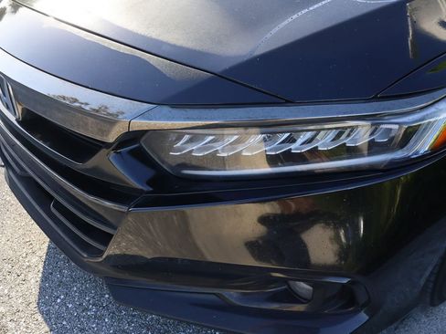 Used 2022 Honda Accord Sport image 3