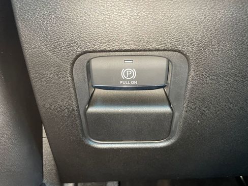 Used 2025 Jeep Wagoneer S Launch Edition w/ Trailer Tow Group image 36