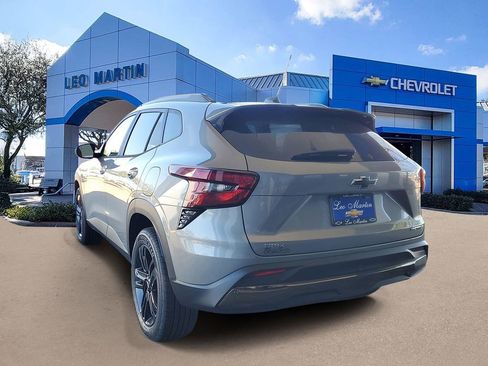 New 2026 Chevrolet Trax ACTIV w/ Sunroof Package image 4