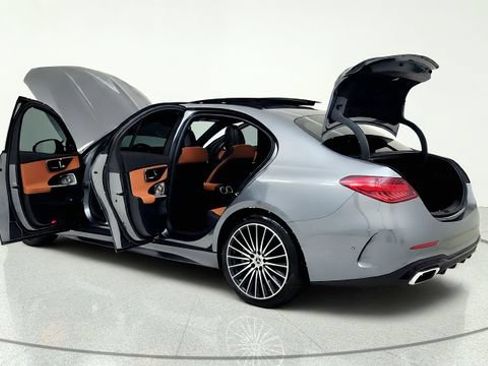 Used 2024 Mercedes-Benz C 300 Sedan image 16
