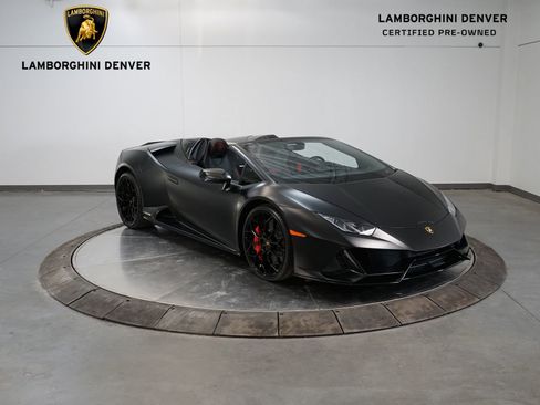 Used 2023 Lamborghini Huracan EVO image 7