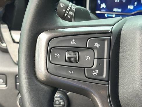 Used 2025 Chevrolet Silverado 1500 ZR2 w/ Technology Package image 26