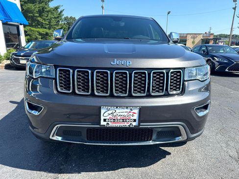 Used 2019 Jeep Grand Cherokee Limited image 2