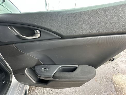 Used 2019 Honda Civic Sport image 30