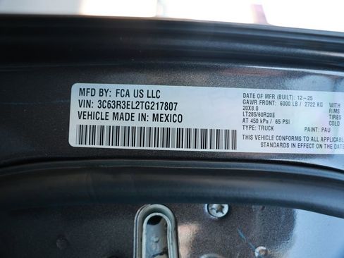 New 2026 RAM 3500 Laramie AWD/4WD image 36