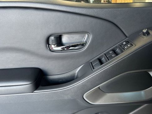 New 2026 Nissan Frontier SV image 9