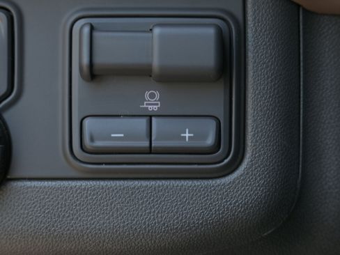 Used 2023 Chevrolet Tahoe High Country w/ Advanced Technology Package image 28