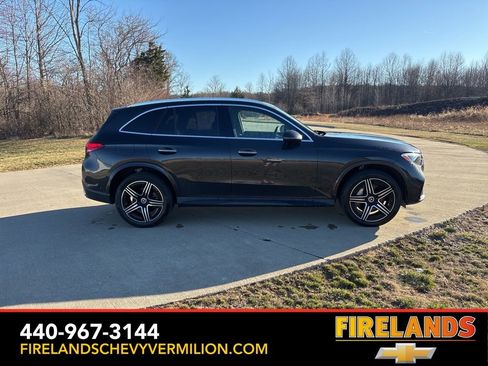 Used 2023 Mercedes-Benz GLC 300 4MATIC image 10