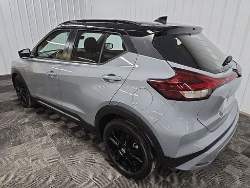 Used 2023 Nissan Kicks SR w/ Interior Electronics Package image 9