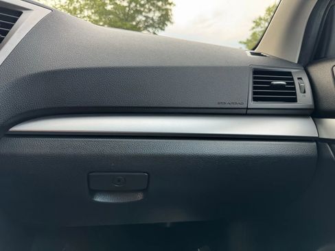 Used 2014 Subaru Outback 2.5i Premium w/ Moonroof Package image 17