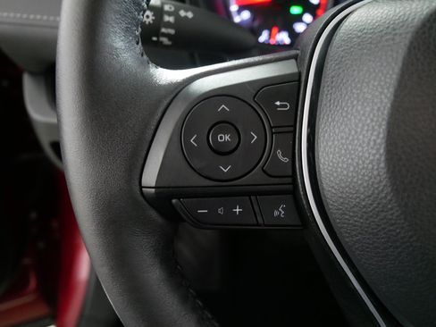 Used 2022 Toyota RAV4 XLE image 27