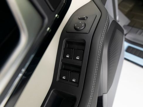 New 2025 INEOS Grenadier Fieldmaster Edition AWD/4WD image 13