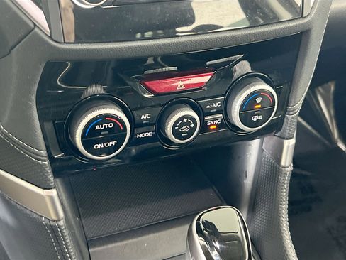 Used 2023 Subaru Forester Limited AWD/4WD image 15