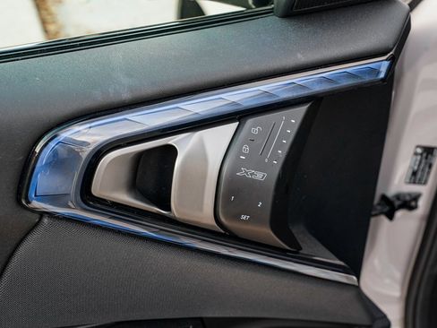 Used 2026 BMW X3 xDrive30 w/ Premium Package image 10