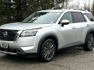 Certified 2023 Nissan Pathfinder SL w/ SL Premium Package video 2