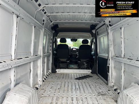 Used 2023 RAM ProMaster 2500 image 7