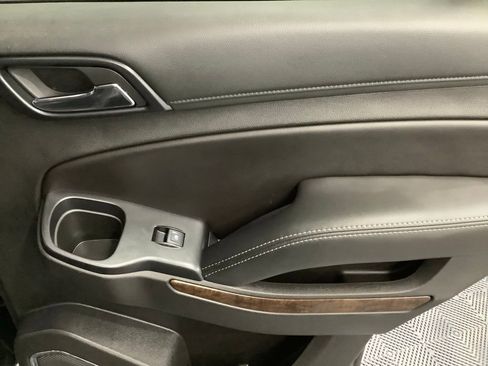 Used 2019 Chevrolet Tahoe LT image 34