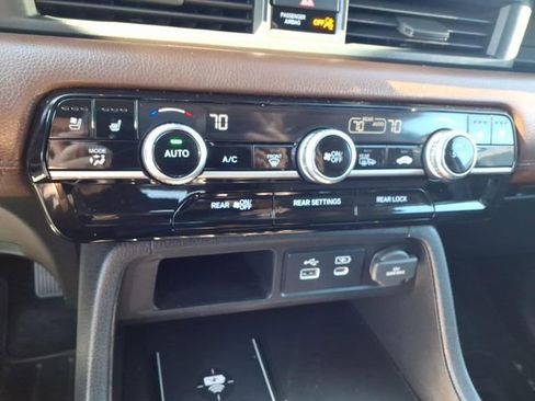 Used 2023 Honda Pilot Elite image 15