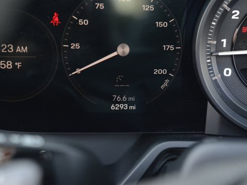 Certified 2024 Porsche 911 Carrera 4S image 19