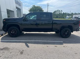 Used 2025 Chevrolet Silverado 2500 LT w/ Trail Boss Package AWD/4WD video 1
