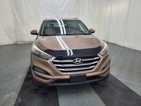 Used 2017 Hyundai Tucson SE AWD/4WD image 14