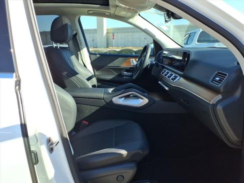 Used 2024 Mercedes-Benz GLE 350 GLE 350 w/ Winter Package image 17