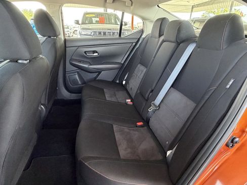 Used 2025 Nissan Sentra SR FWD image 20